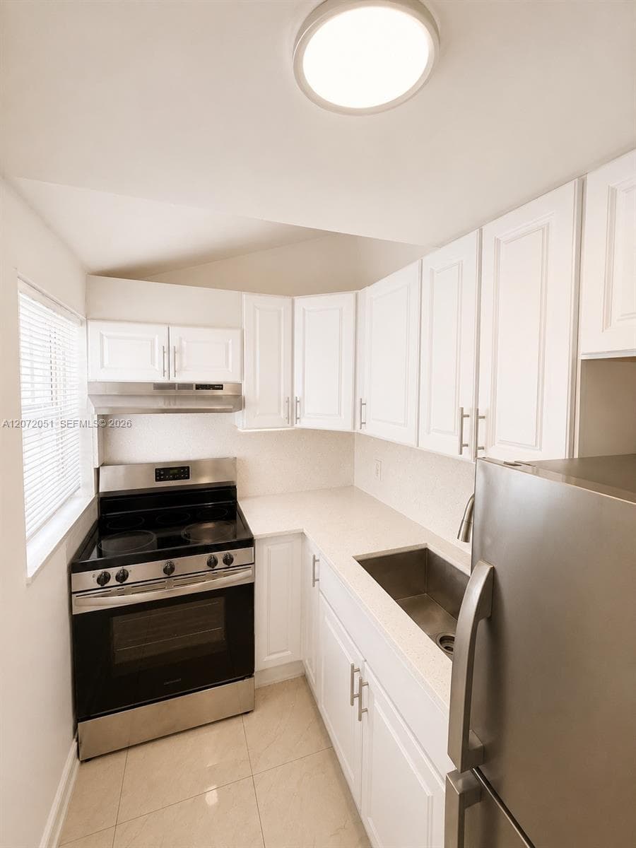 1440 Pennsylvania Ave # 3, Miami Beach, FL 33139 photo 3