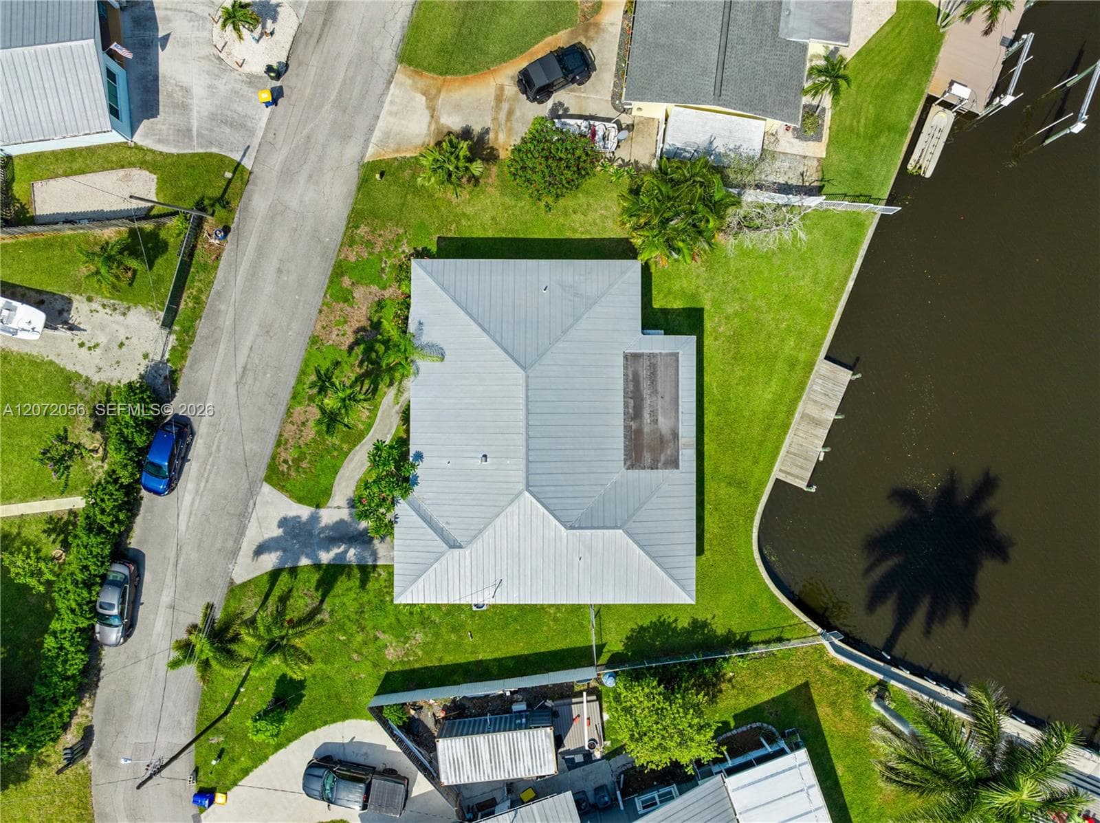 216 SW Cabana Point Cir, Stuart, FL 34994 photo 3