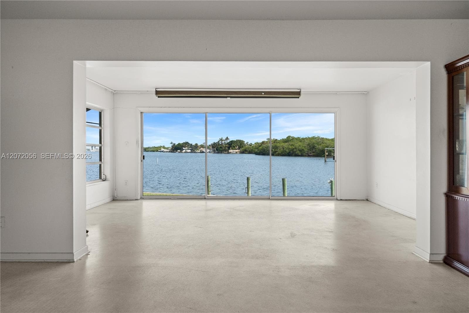 216 SW Cabana Point Cir, Stuart, FL 34994 photo 4