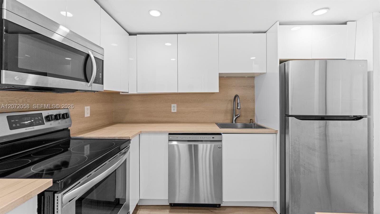 1145 Normandy Dr # 505, Miami Beach, FL 33141 photo 2