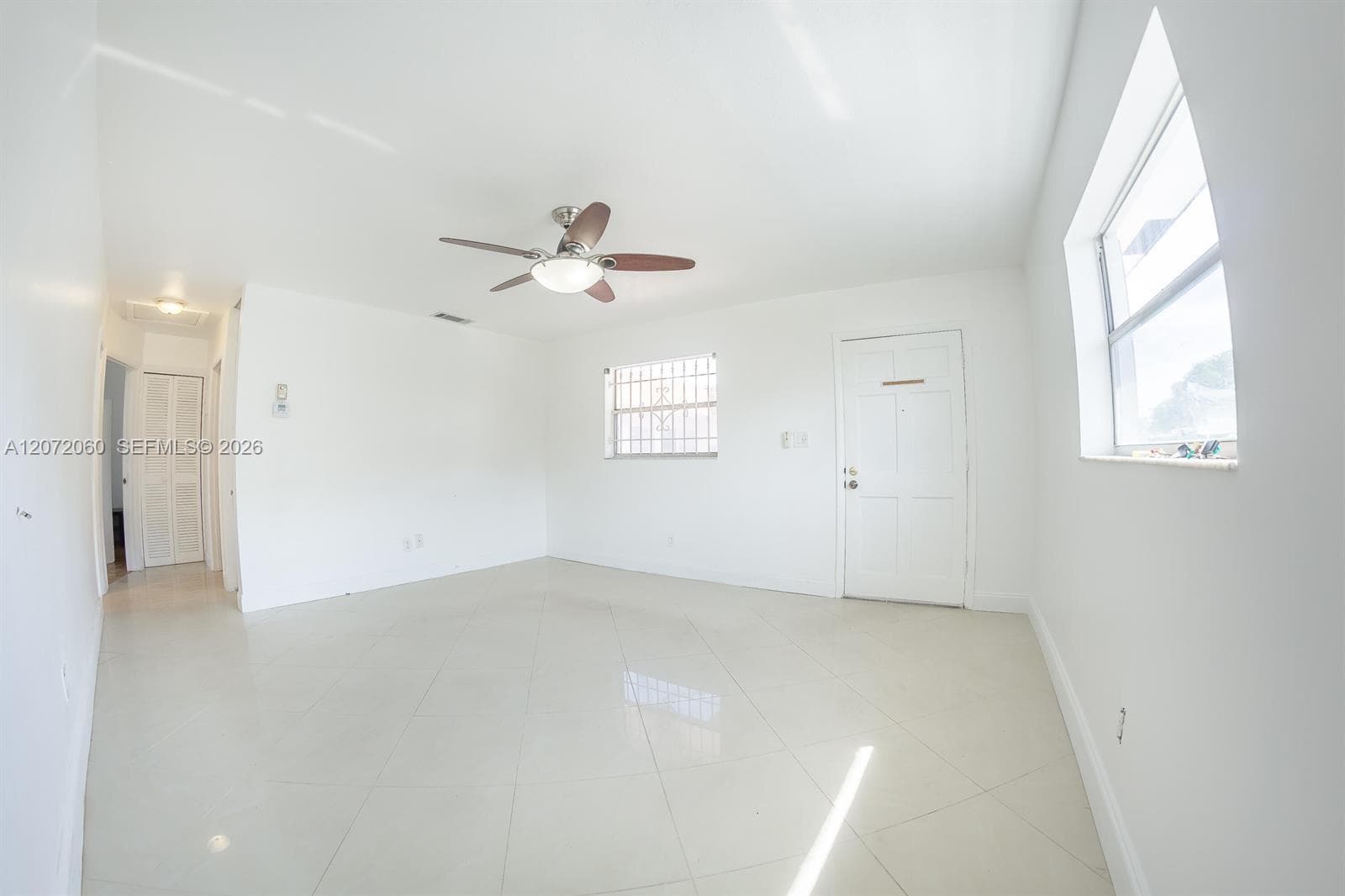 344 SW 1st St # 6, Pompano Beach, FL 33060 photo 4
