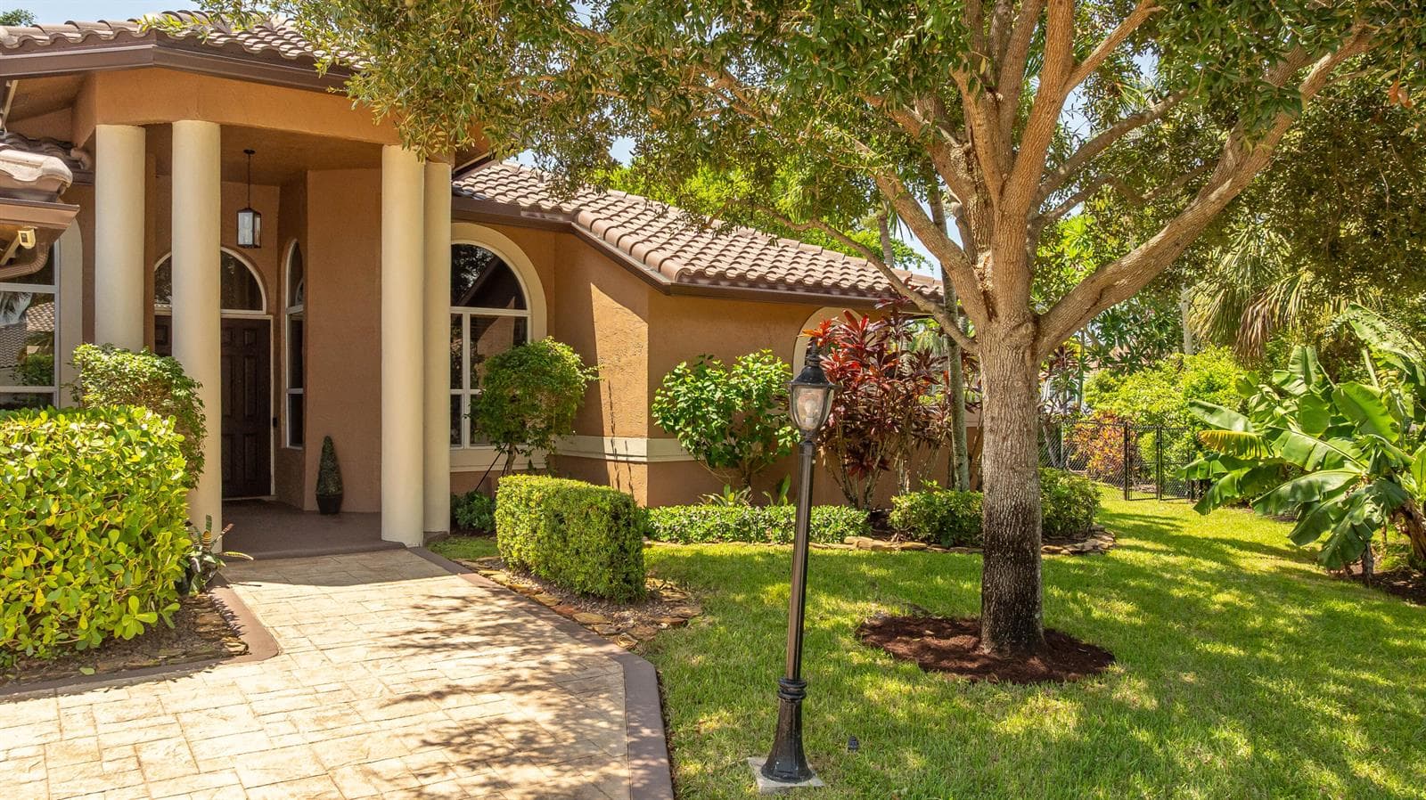 5805 NW 97th Drive, Parkland, FL 33076 photo 2