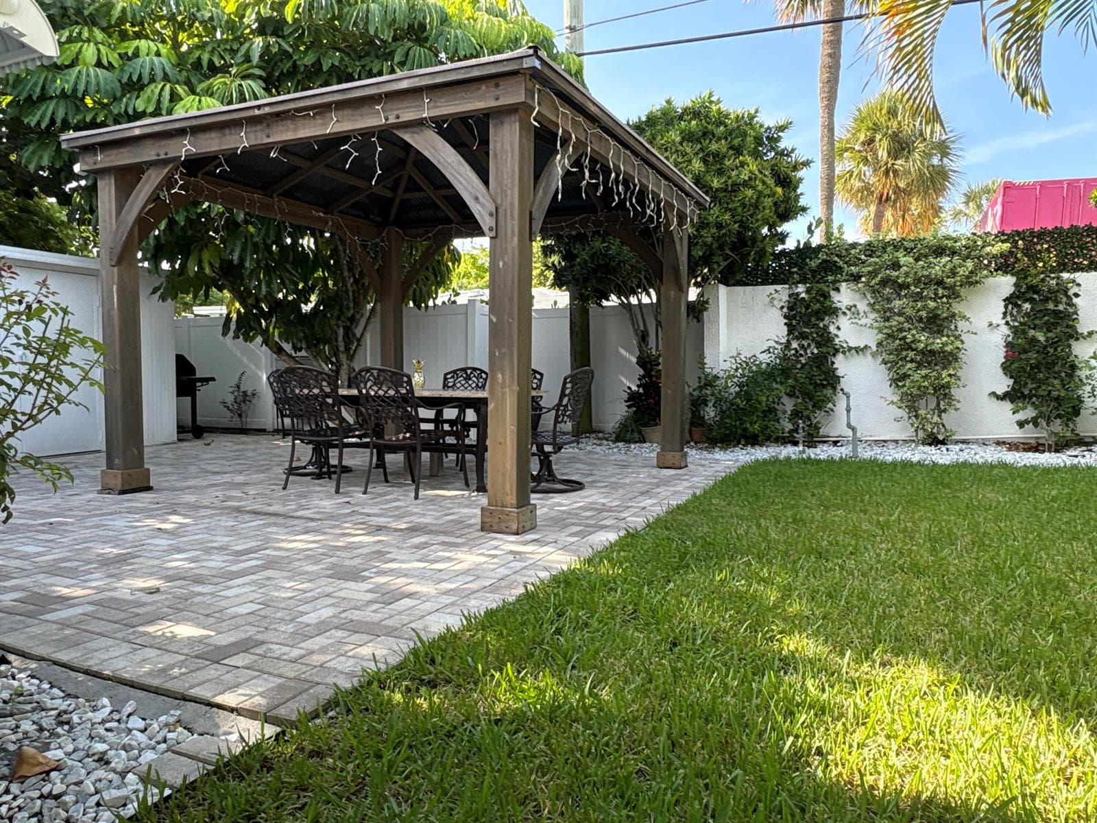 368 Plymouth Road, West Palm Beach, FL 33405 photo 2