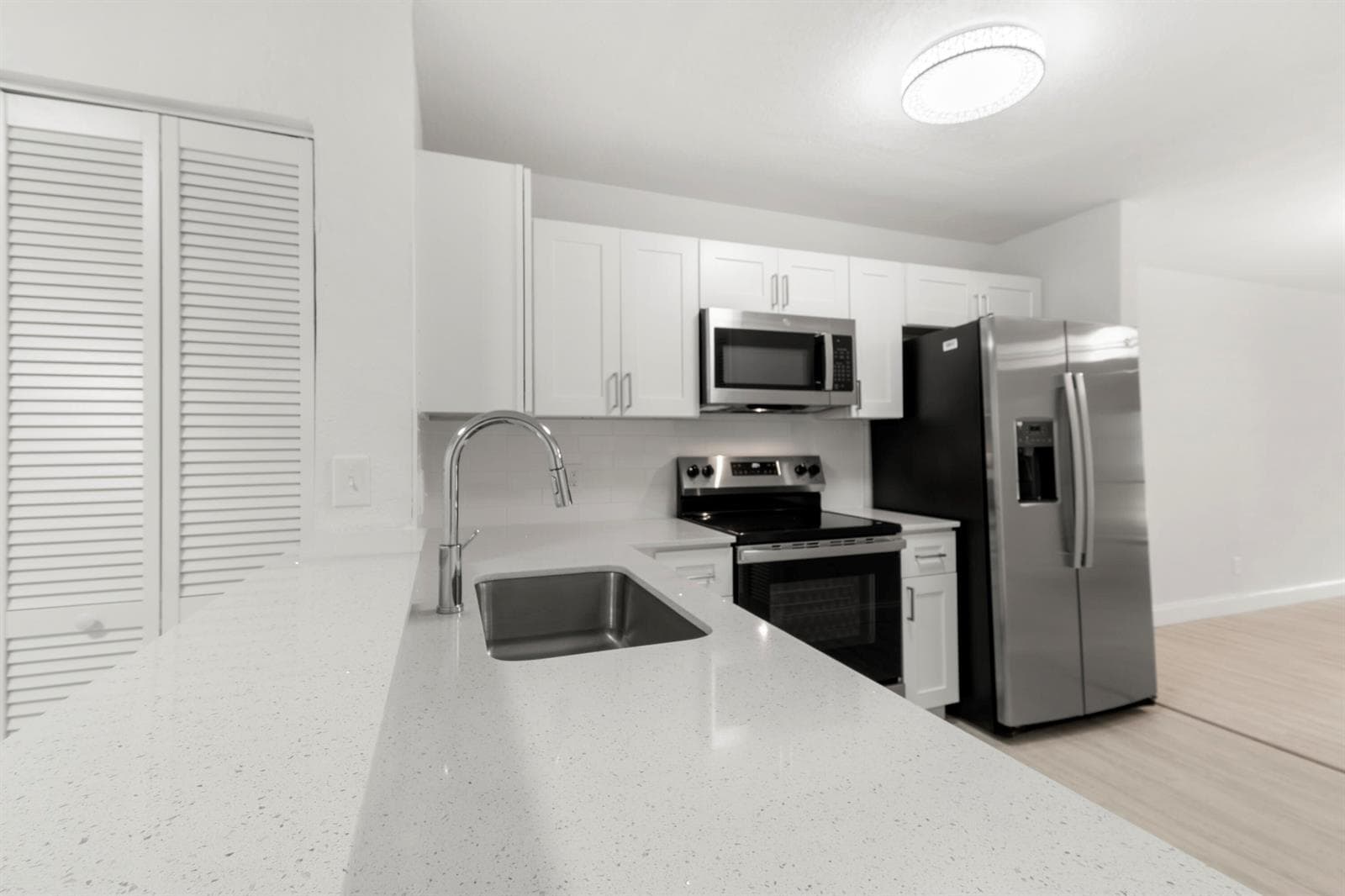 500 Crosswinds Drive # F1, FL 33413 photo 4