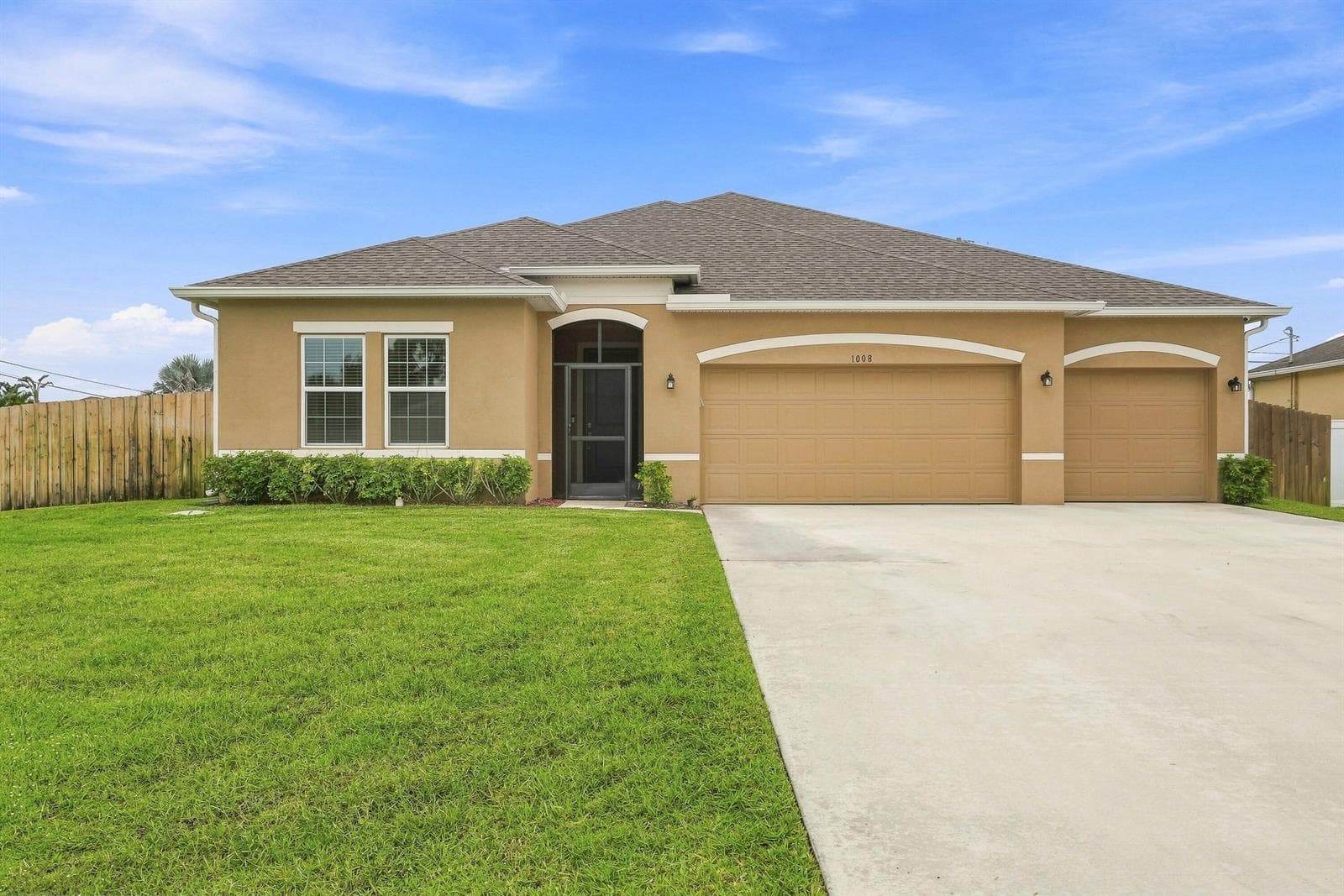 1008 SW Ingrassina Avenue SW, Port St. Lucie, FL 34953 photo 2