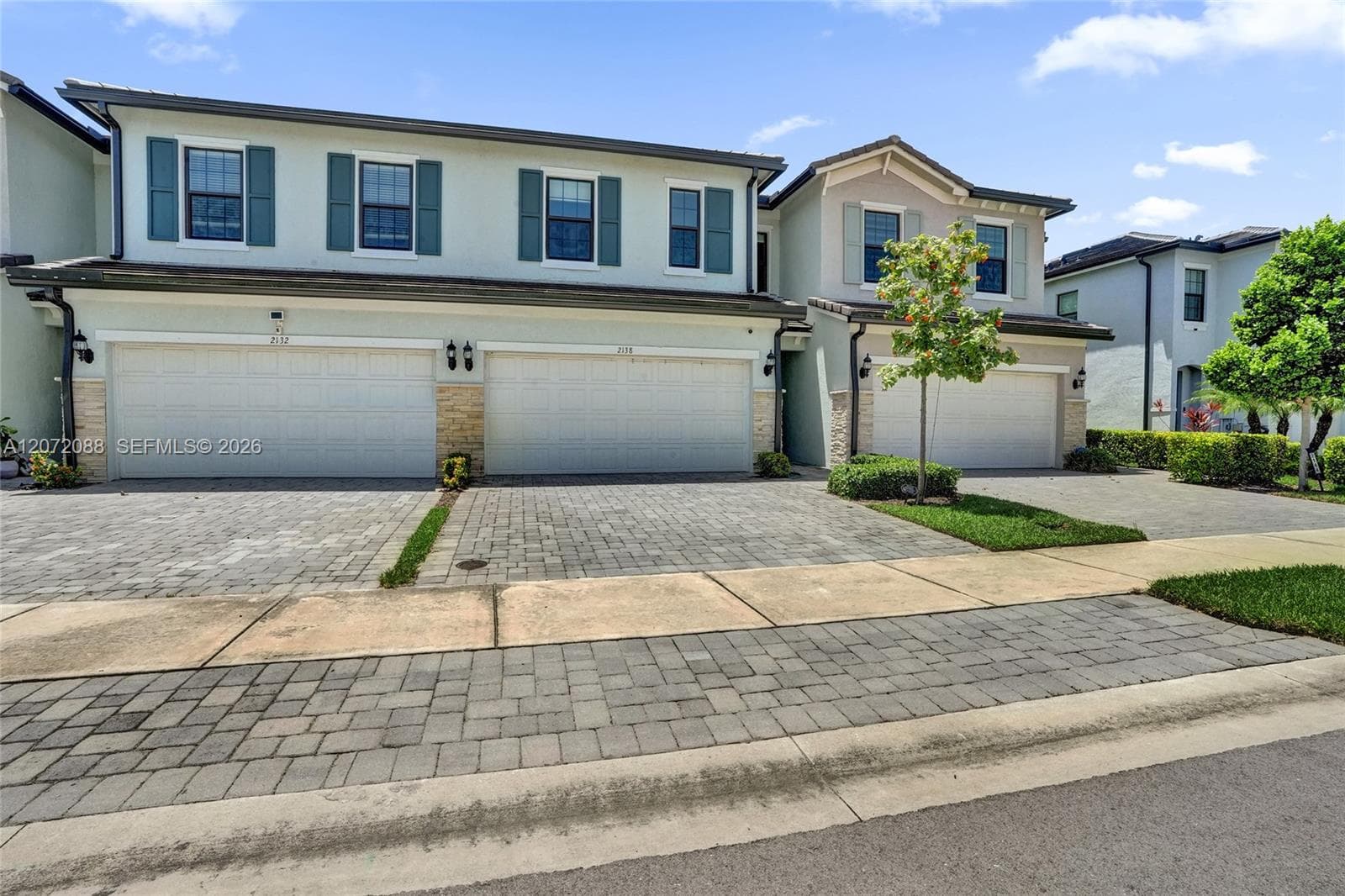 2138 S Appleton Cir S, Oakland Park, FL 33309 photo 2