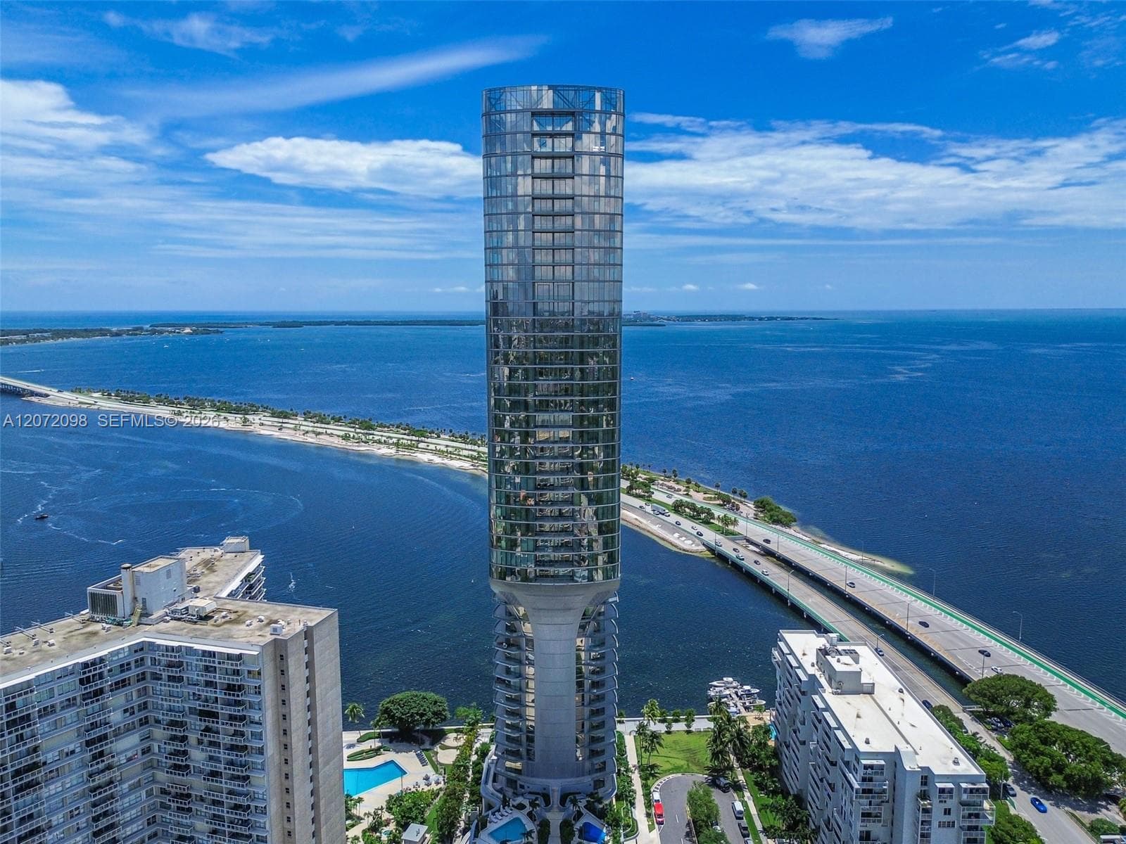 175 SE 25 Road # PH4301, Miami, FL 33129 photo 3