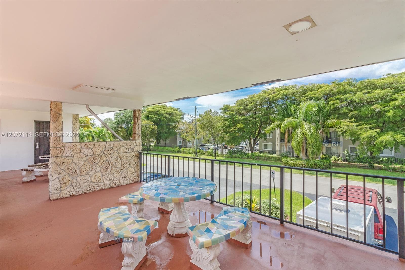 344 SW 1st St # 6, Pompano Beach, FL 33060 photo 2