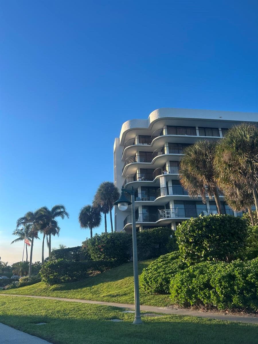 1300 S HIGHWAY A1A Highway # 308, Jupiter, FL 33477