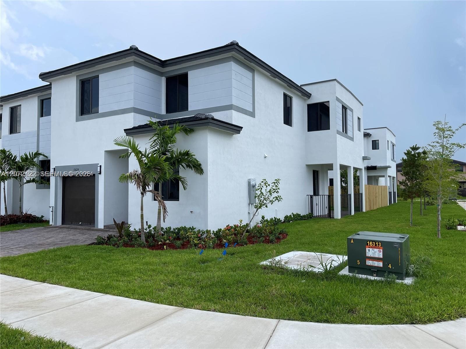 13624 SW 158th Ave,, Miami, FL 33196 photo 2