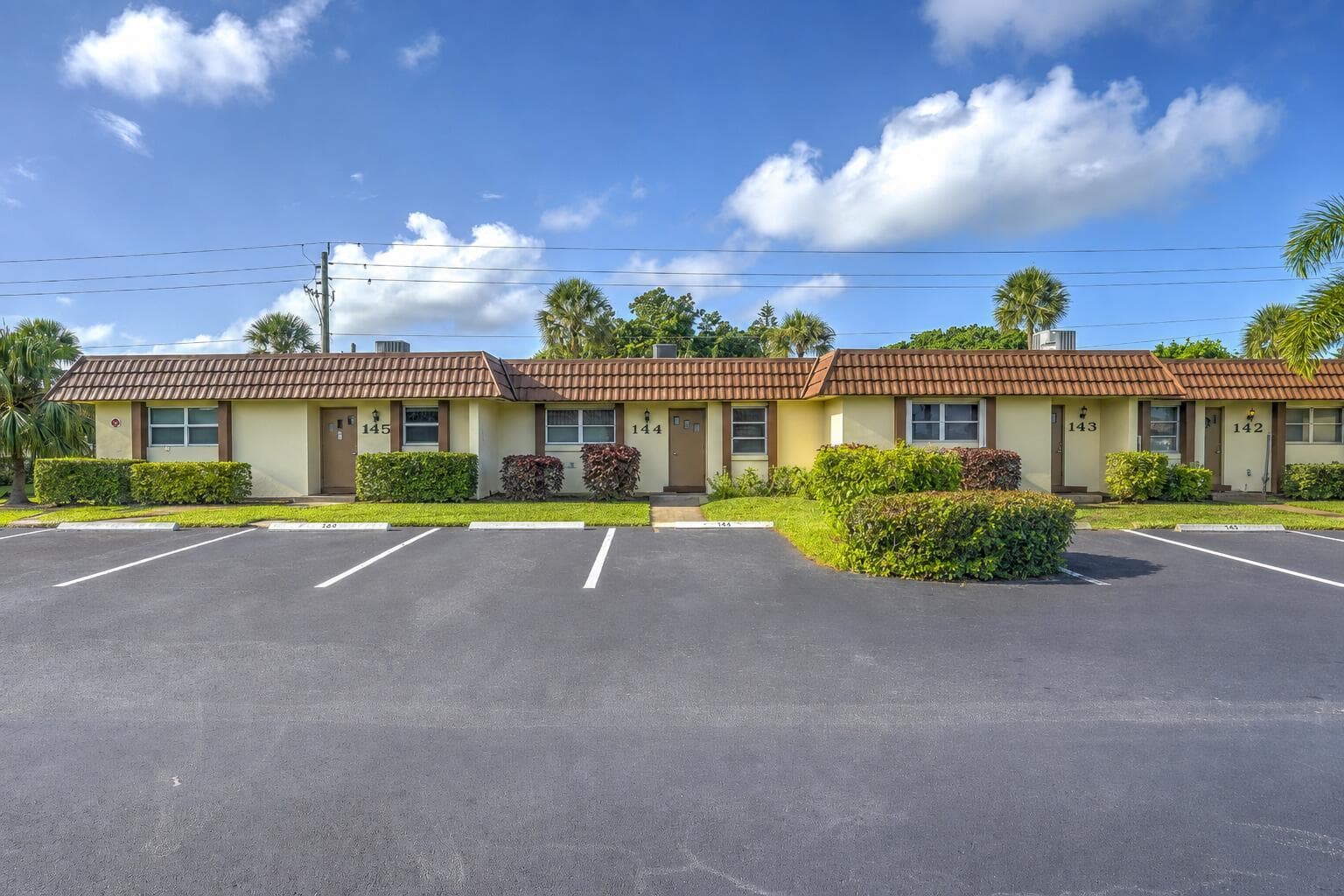 5780 FERNLEY Drive W # 144, West Palm Beach, FL 33415 photo 3