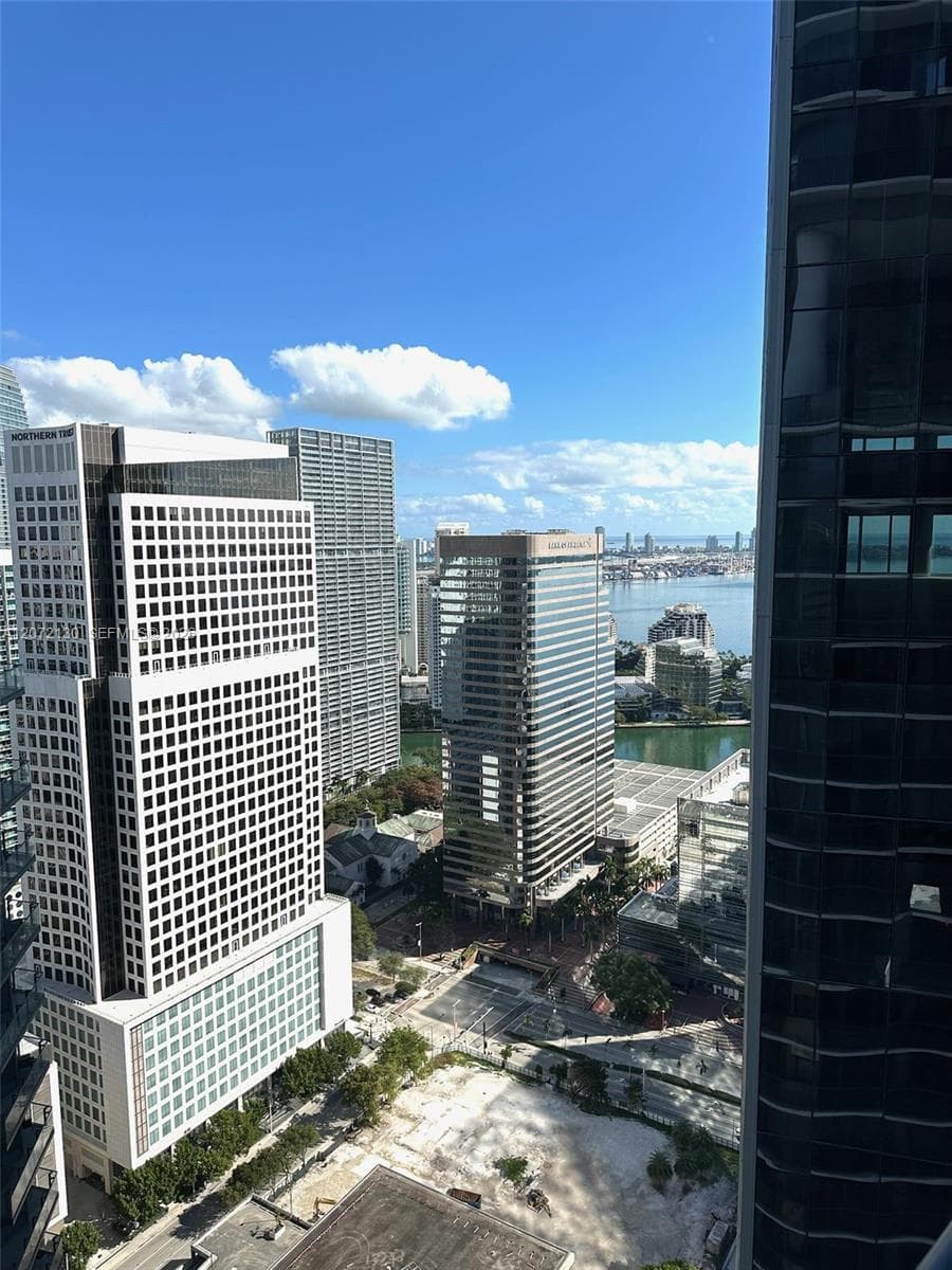 801 S Miami Ave # 4305, Miami, FL 33130 photo 5