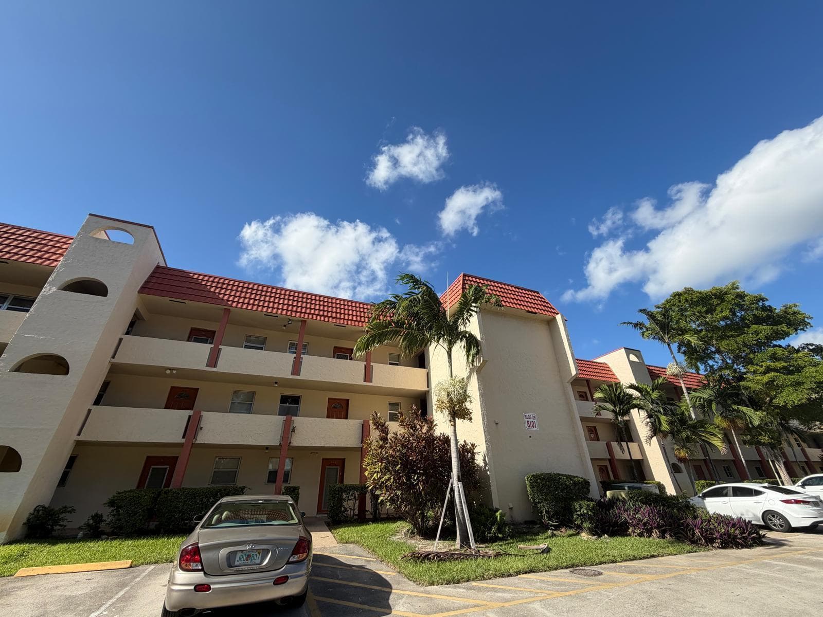 8101 S Sunrise Lakes Drive N # 204, Sunrise, FL 33322 photo 3