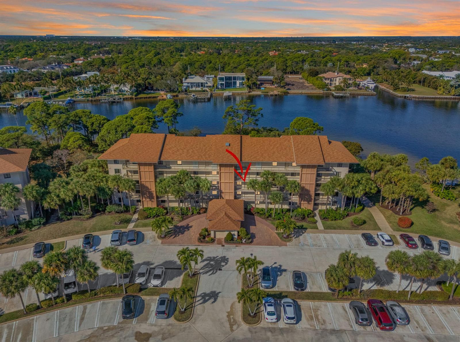1901 MARINA ISLE Way # 304, Jupiter, FL 33477 photo 2