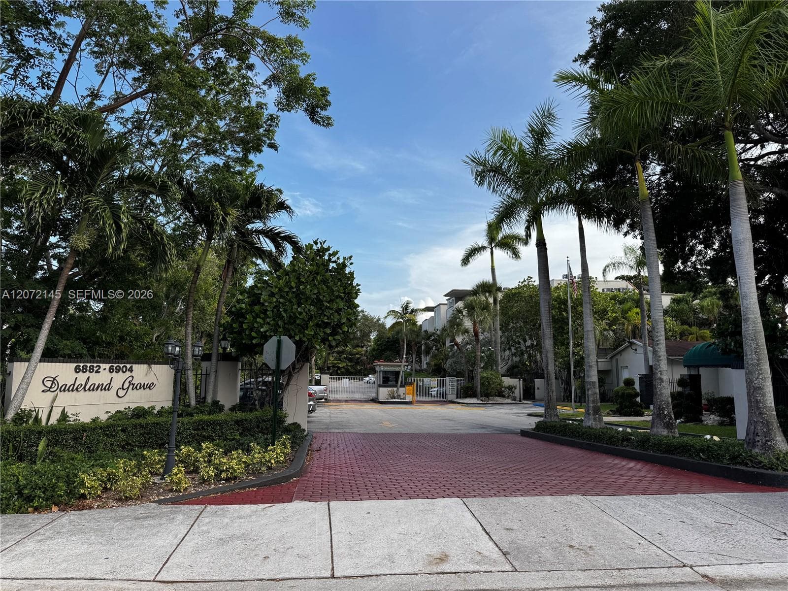 6900 N Kendall Dr # A403, Pinecrest, FL 33156 photo 2