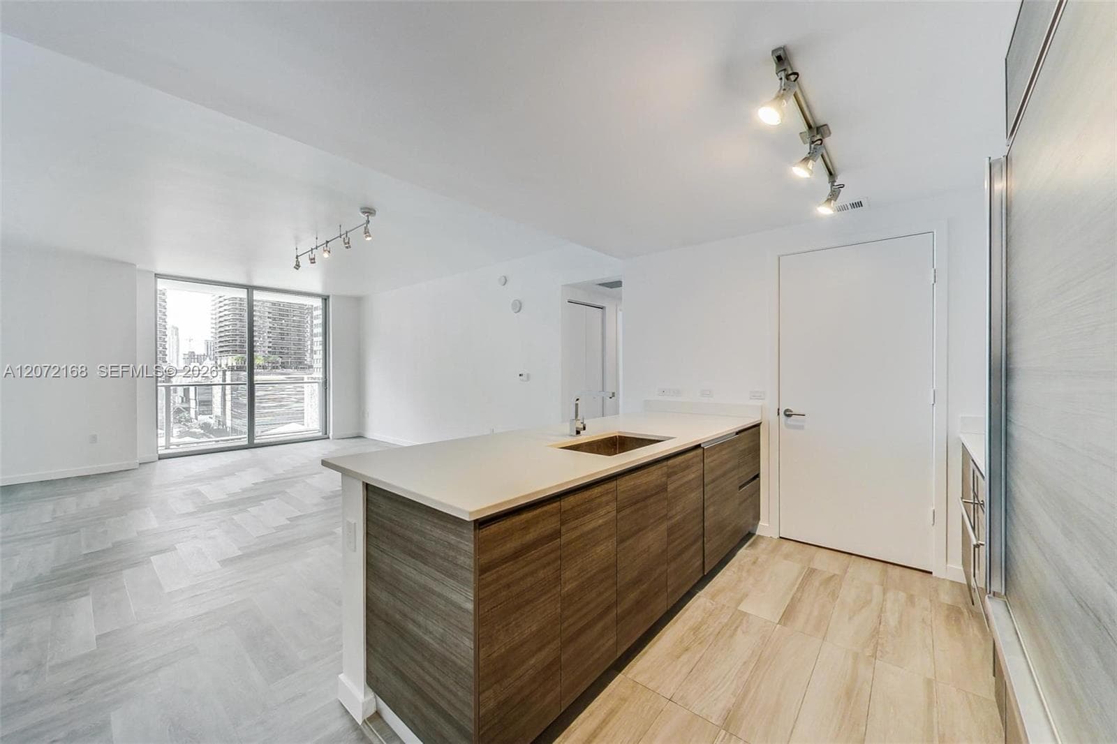1100 S Miami Ave # 1008, Miami, FL 33130