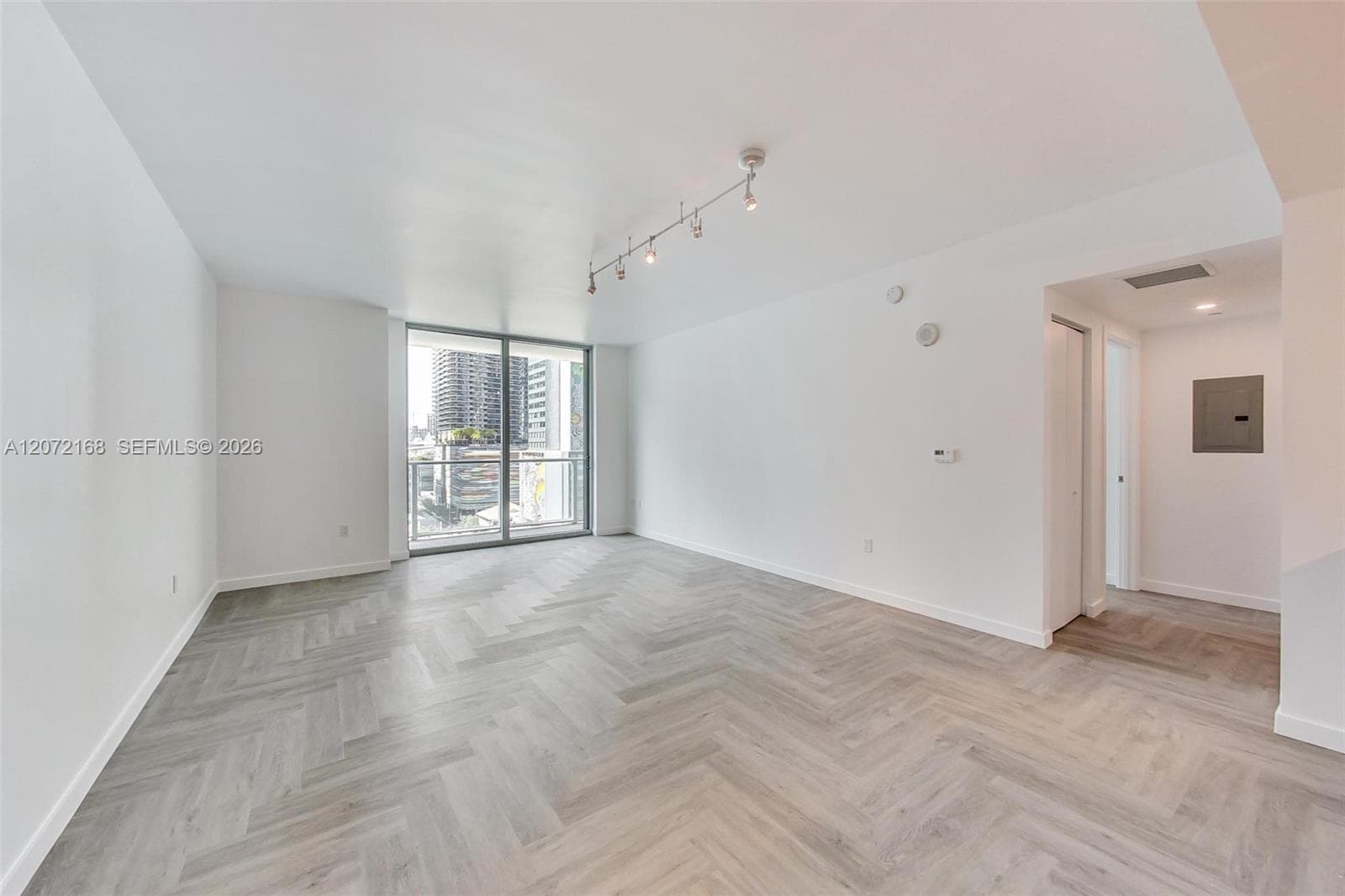 1100 S Miami Ave # 1008, Miami, FL 33130 photo 4