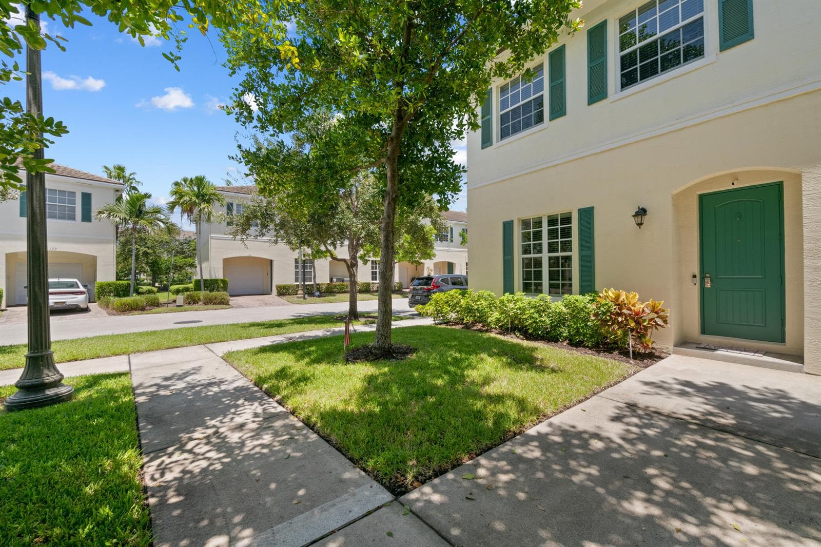 701 SW 1ST Terrace, Pompano Beach, FL 33060 photo 2