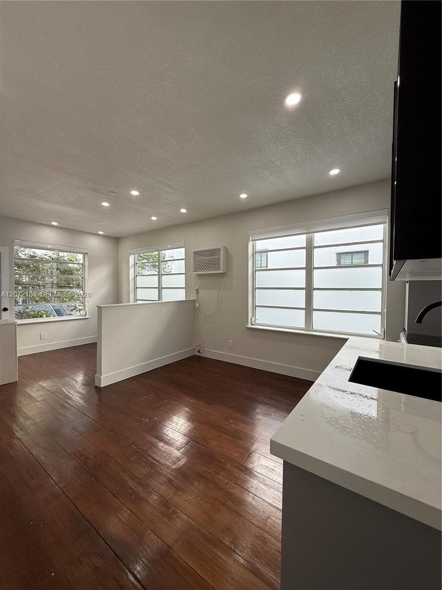 723 2nd St # 3, Miami Beach, FL 33139