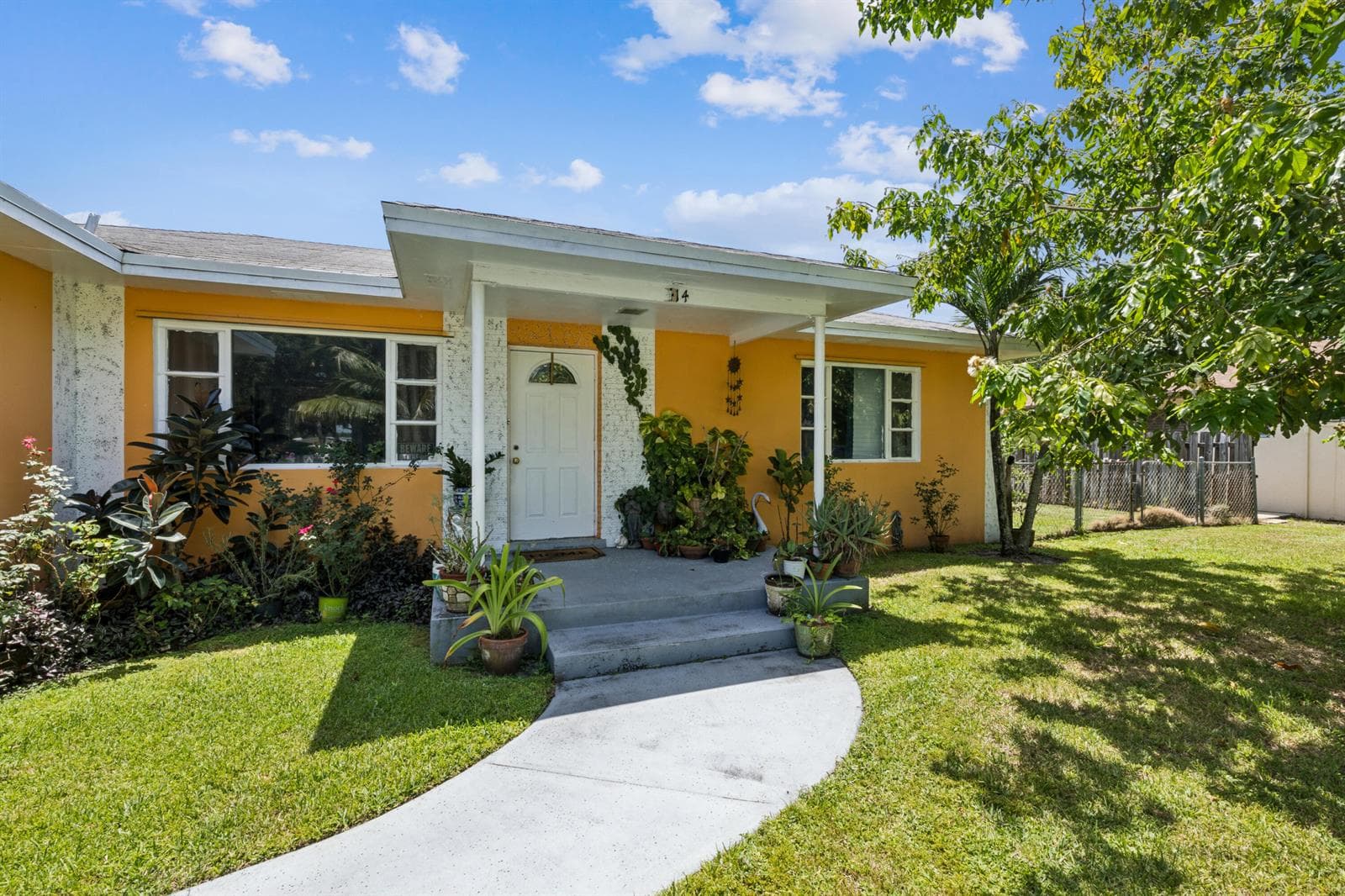 414 W Branch Street, Lantana, FL 33462 photo 2