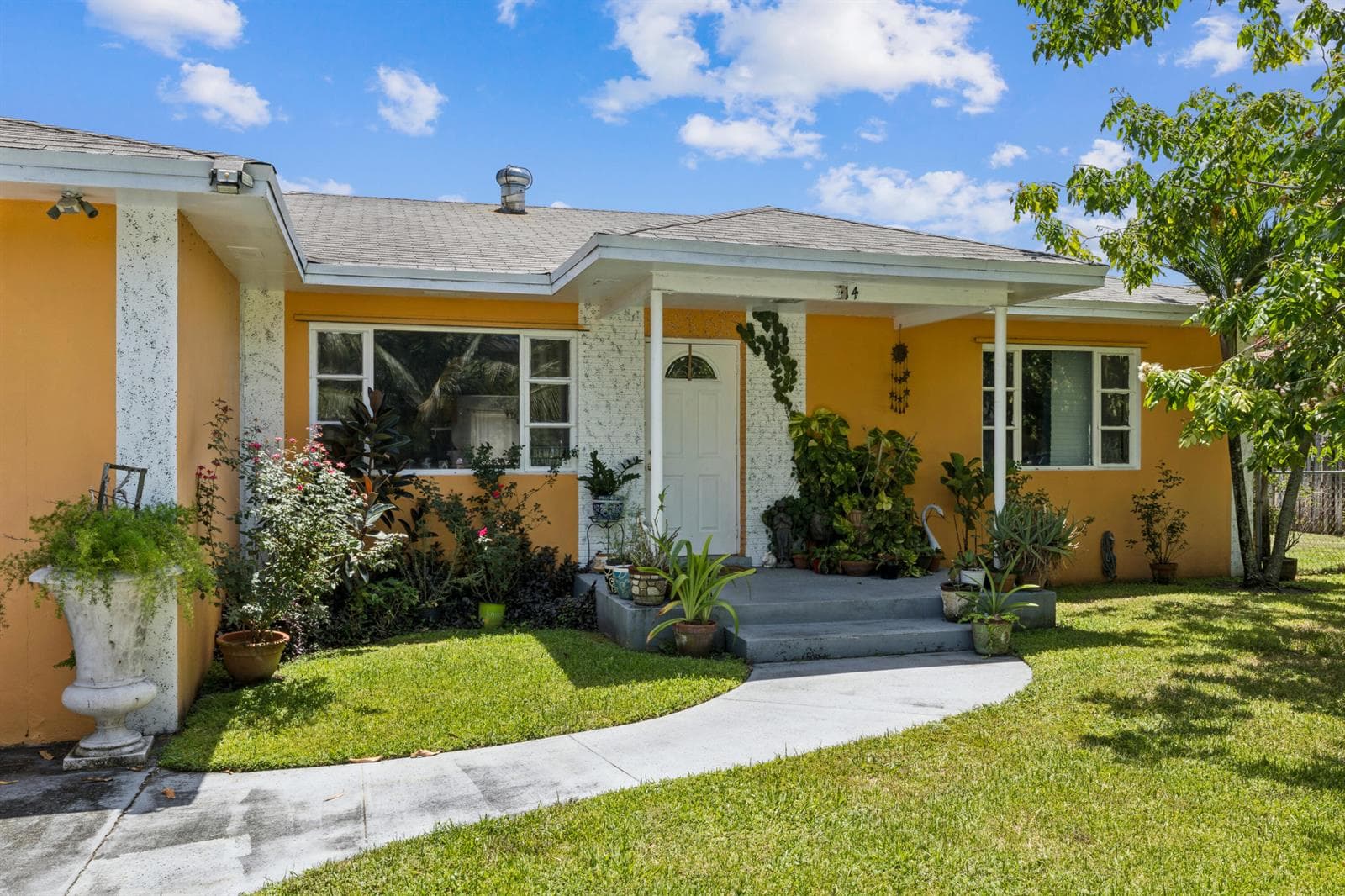 414 W Branch Street, Lantana, FL 33462 photo 3
