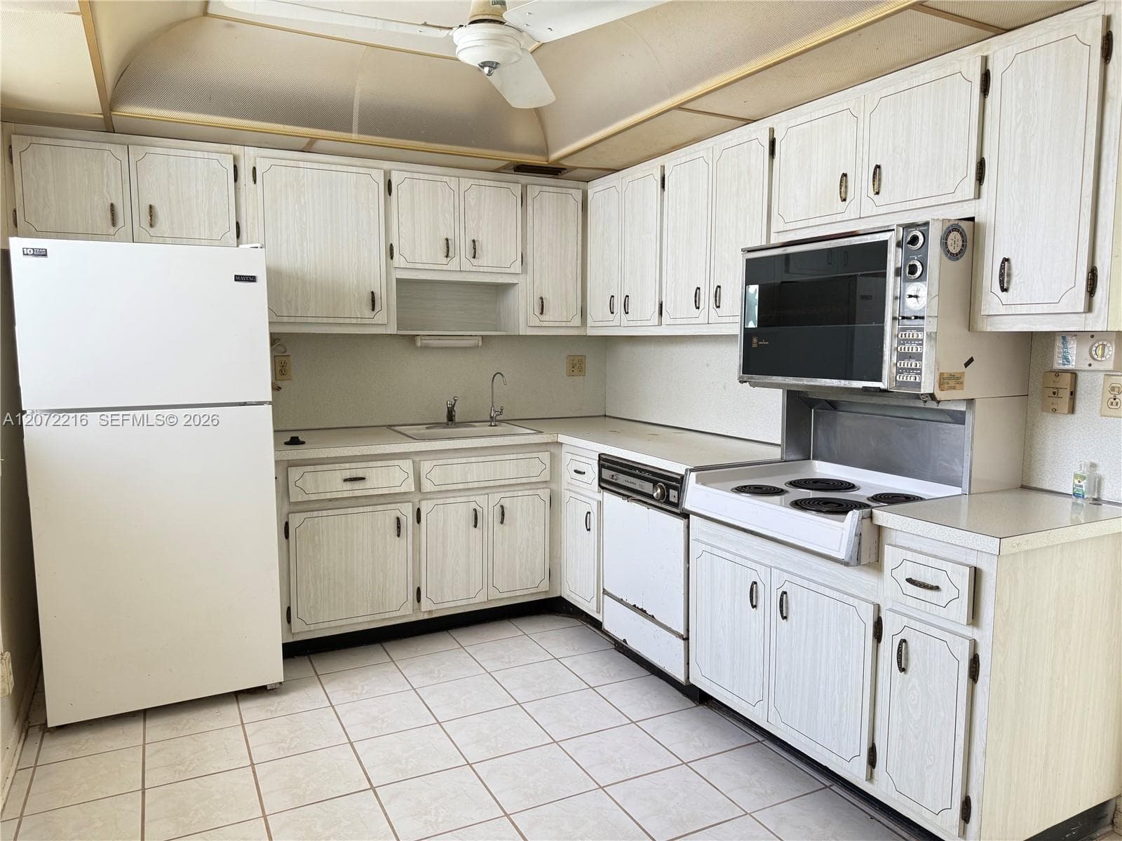 6903 Cypress Rd # C26, Plantation, FL 33317 photo 3