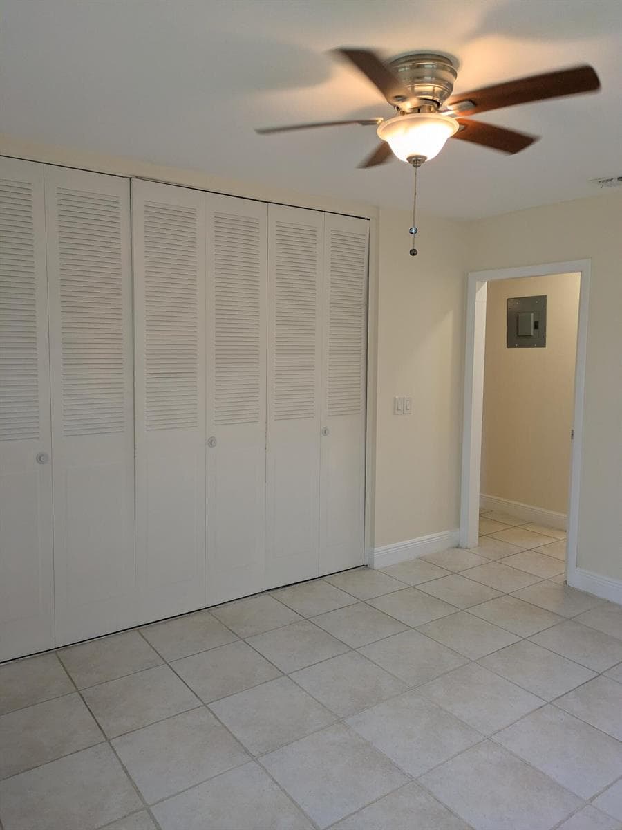 2771 Ashley Drive E # J, West Palm Beach, FL 33415 photo 5