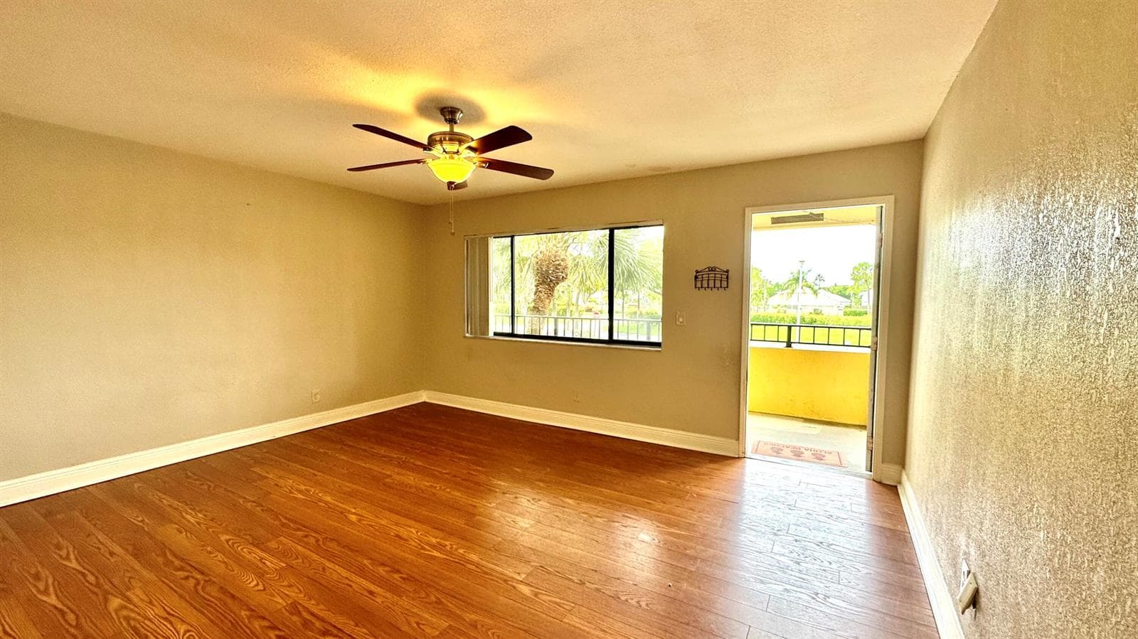 1632 Meadows Circle W, Boynton Beach, FL 33436 photo 2