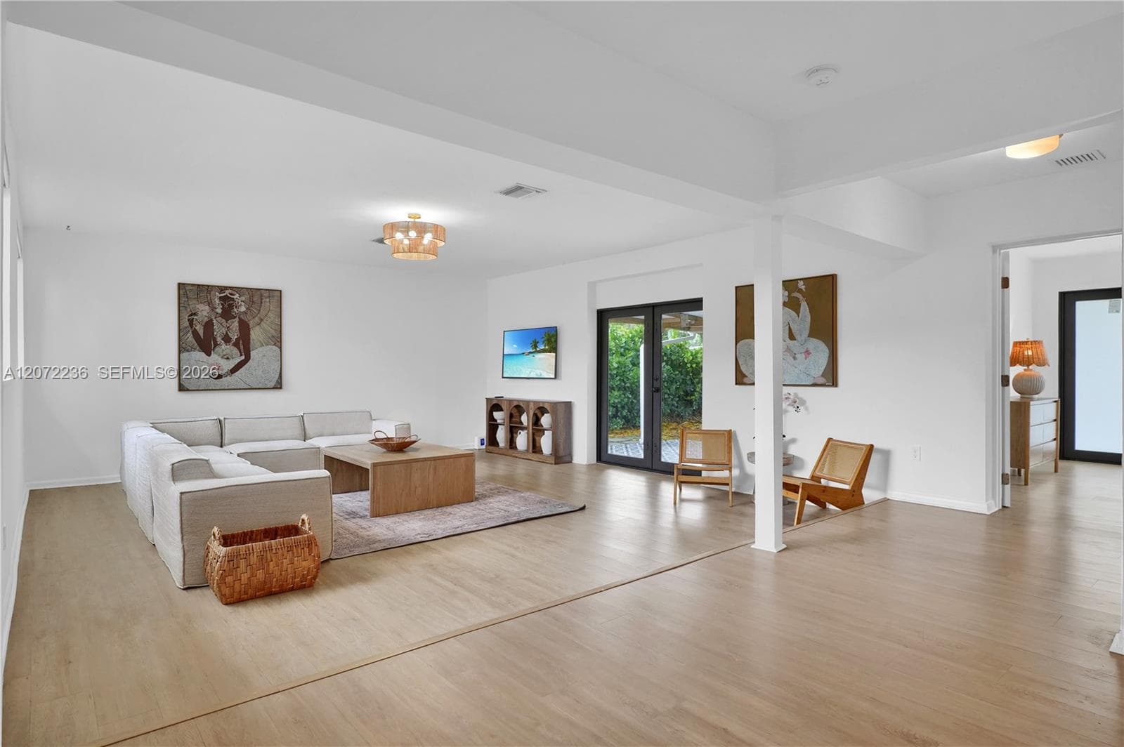 125 NE 150th St, Miami, FL 33161 photo 2
