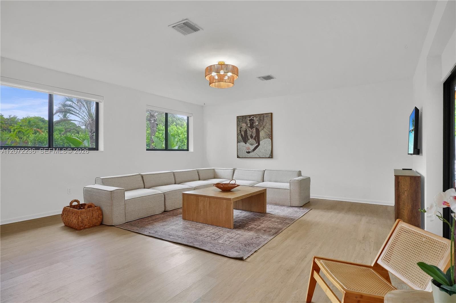 125 NE 150th St, Miami, FL 33161 photo 4