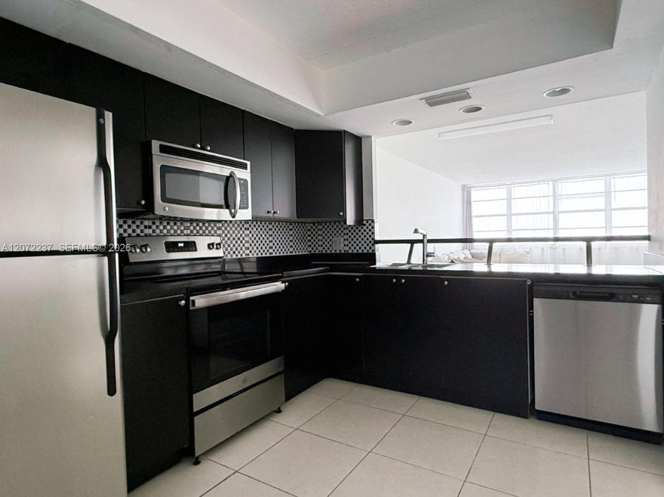 1301 NE Miami Gardens Dr # 1404W, Miami, FL 33179 photo 3