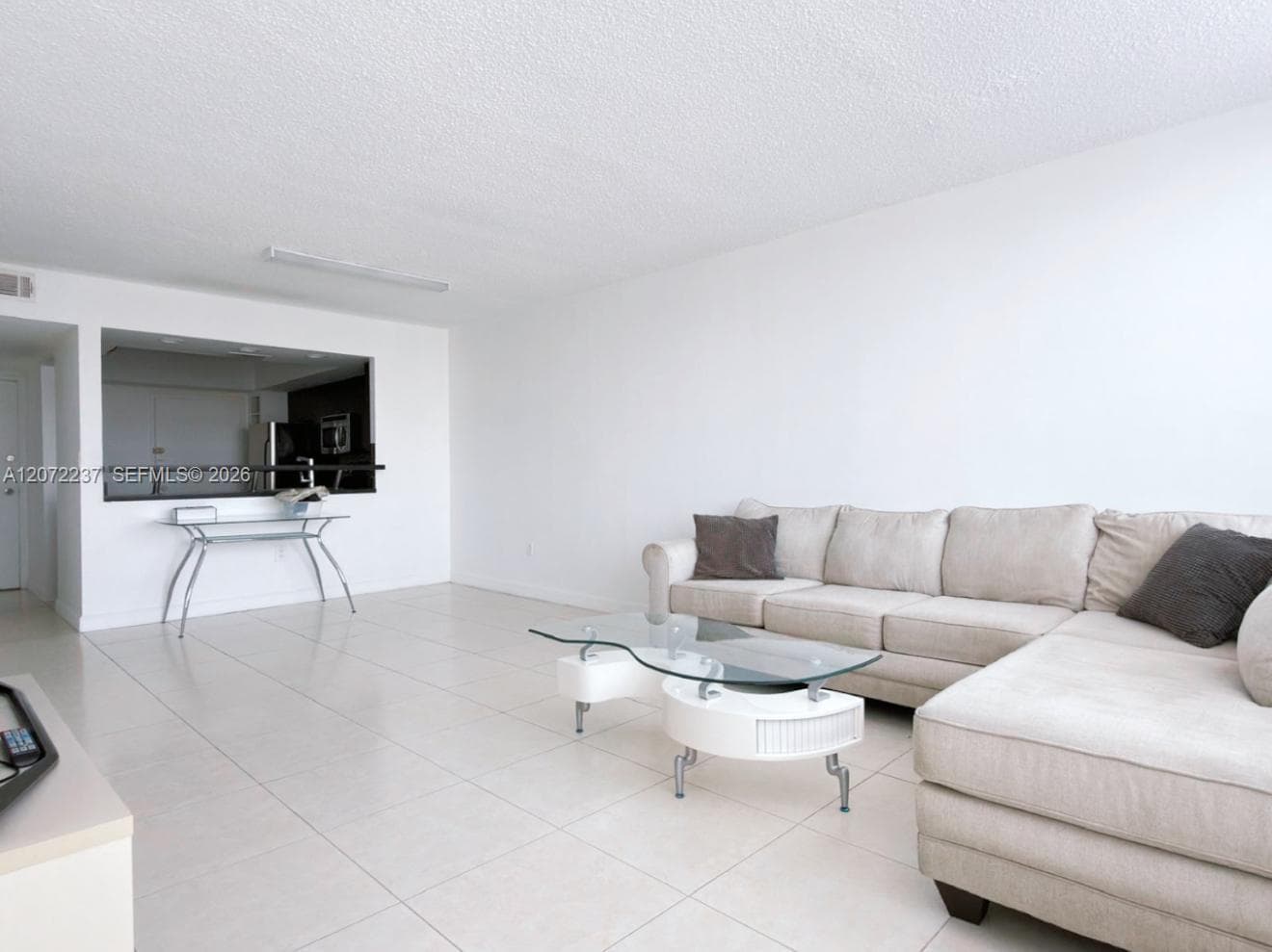 1301 NE Miami Gardens Dr # 1404W, Miami, FL 33179 photo 4