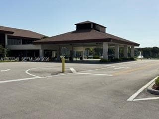 901 SW 128th Ave # 414E, Pembroke Pines, FL 33027 photo 3