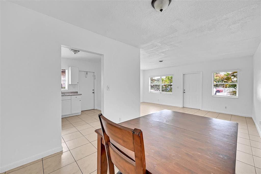 1218 NW 6TH Avenue, Fort Lauderdale, FL 33311 photo 4