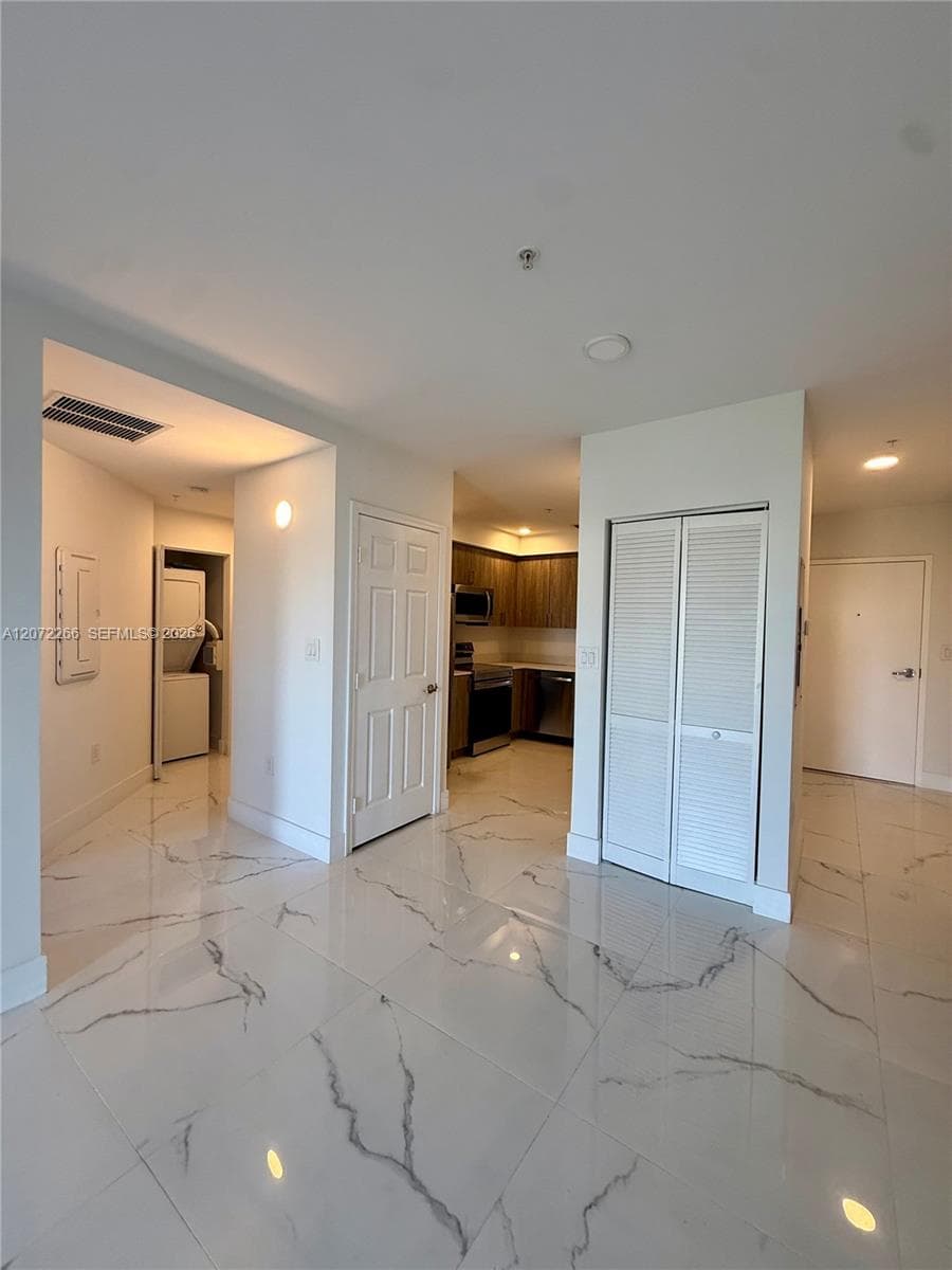 10950 NW 82nd St # 324, Doral, FL 33178 photo 3