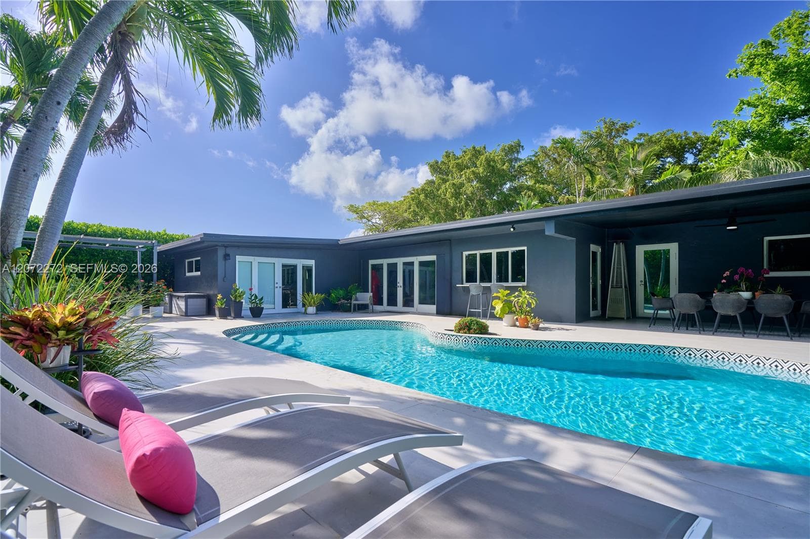 2155 NE 191st Dr, North Miami Beach, FL 33179 photo 3