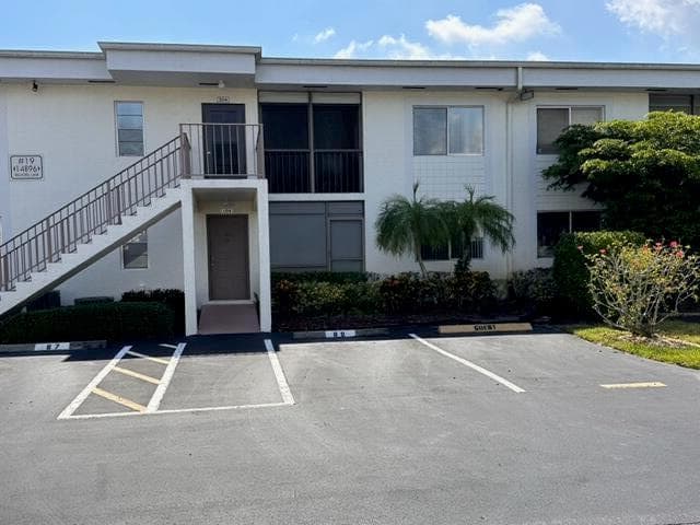 14896 Bal Moral Lane # 104, Delray Beach, FL 33446
