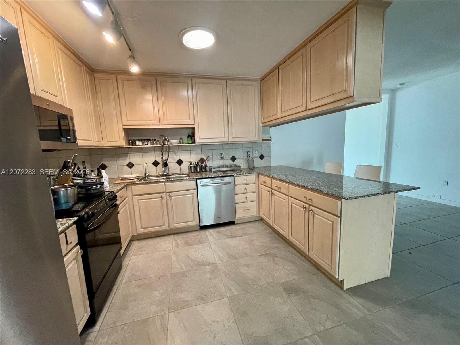10642 SW 77th Ave # 10642, Pinecrest, FL 33156 photo 5