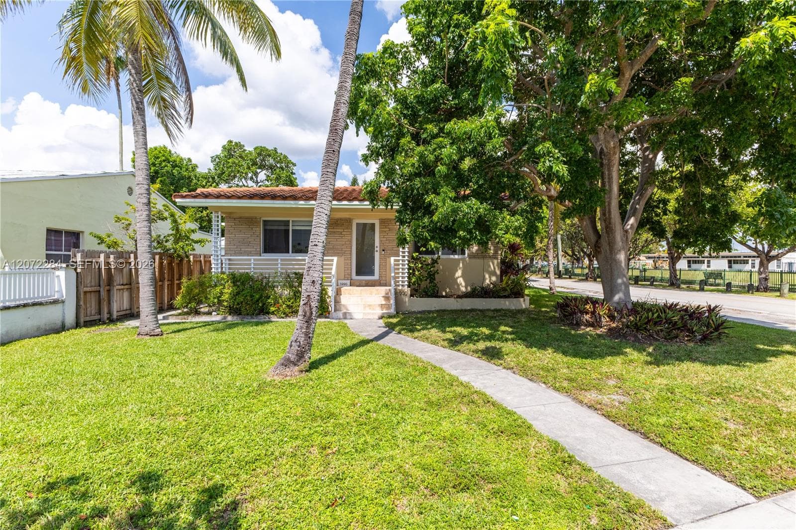 5990 NE 5th Ave, Miami, FL 33137 photo 4
