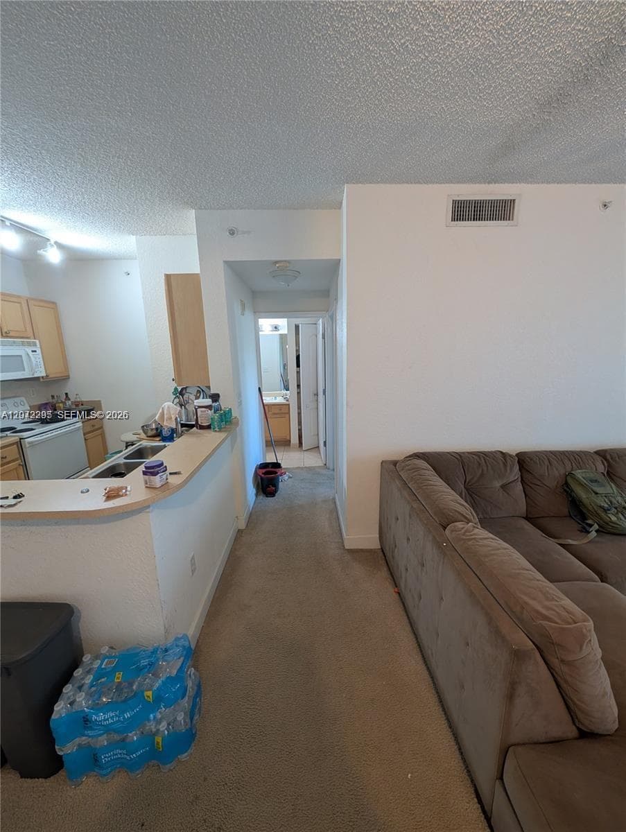 6001 SW 70th St # 620, South Miami, FL 33143 photo 4