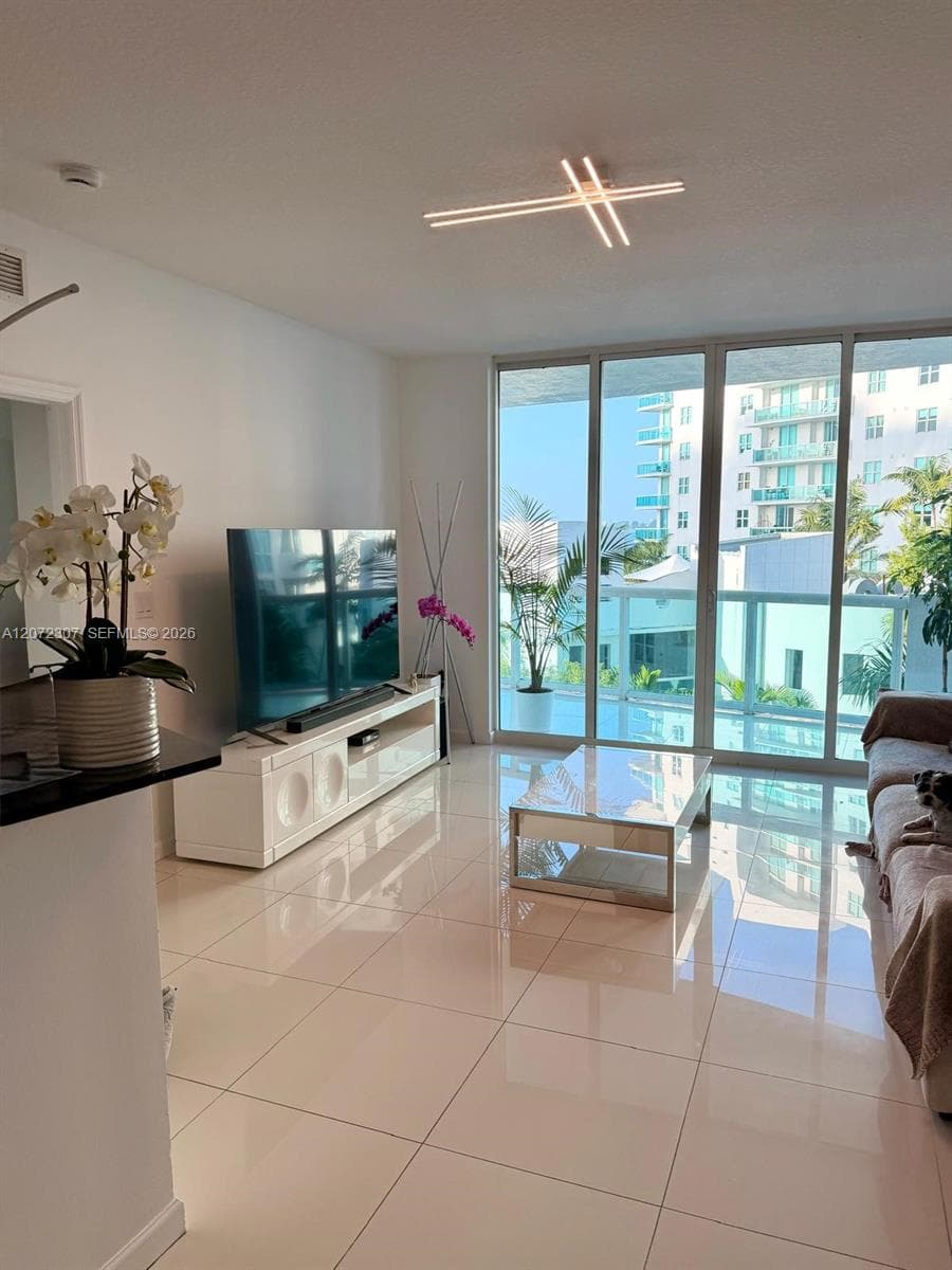 7900 Harbor Island Dr # 505, North Bay Village, FL 33141 photo 3