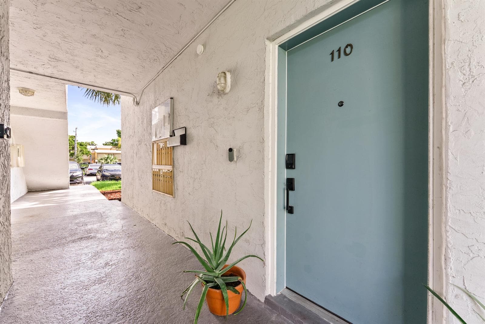 8410 W SAMPLE Road # 110, Coral Springs, FL 33065 photo 4