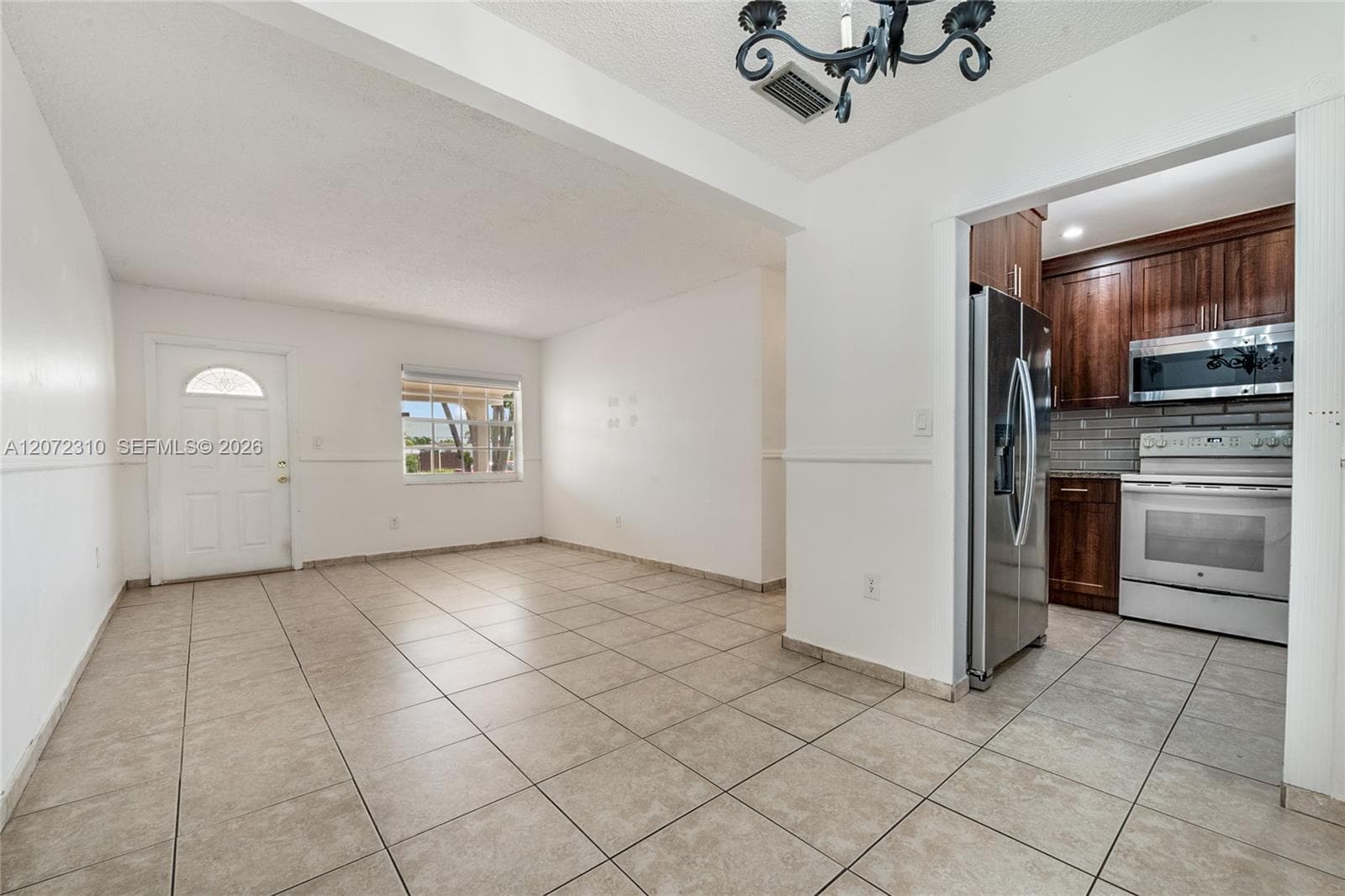 10240 SW 35th St, Miami, FL 33165 photo 4
