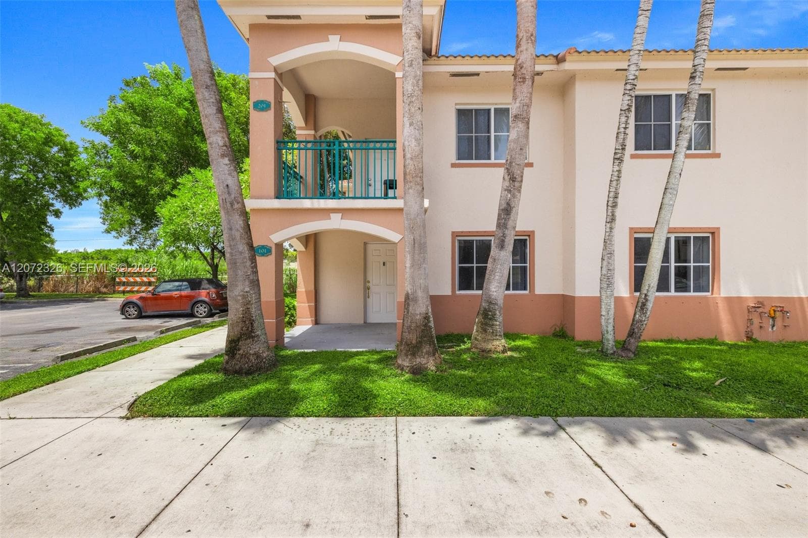 2930 SE 12th Rd # 101-31, Homestead, FL 33035 photo 2