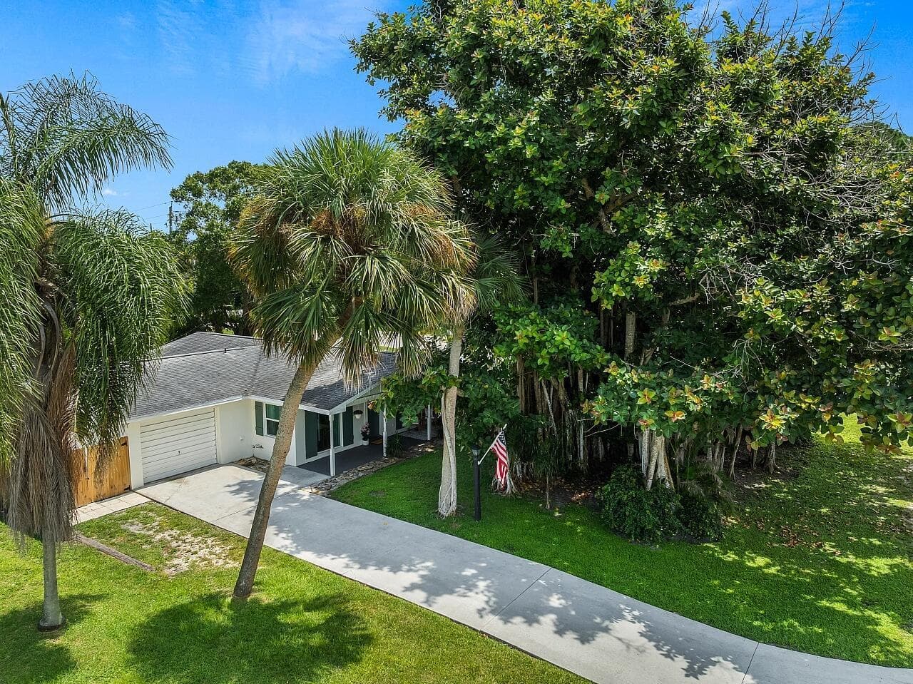 1206 21ST Court, Vero Beach, FL 32960 photo 2