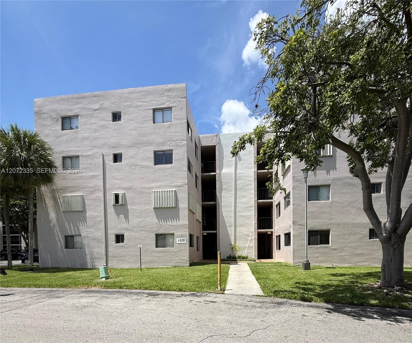 8520 SW 133rd Ave Rd # 406, Miami, FL 33183