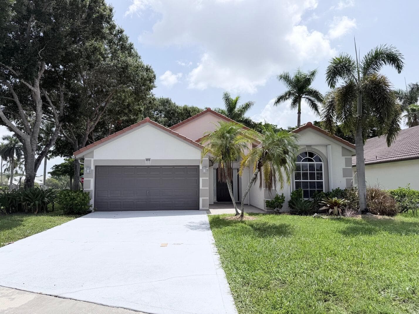 1975 Oak Berry Circle, Wellington, FL 33414 photo 2