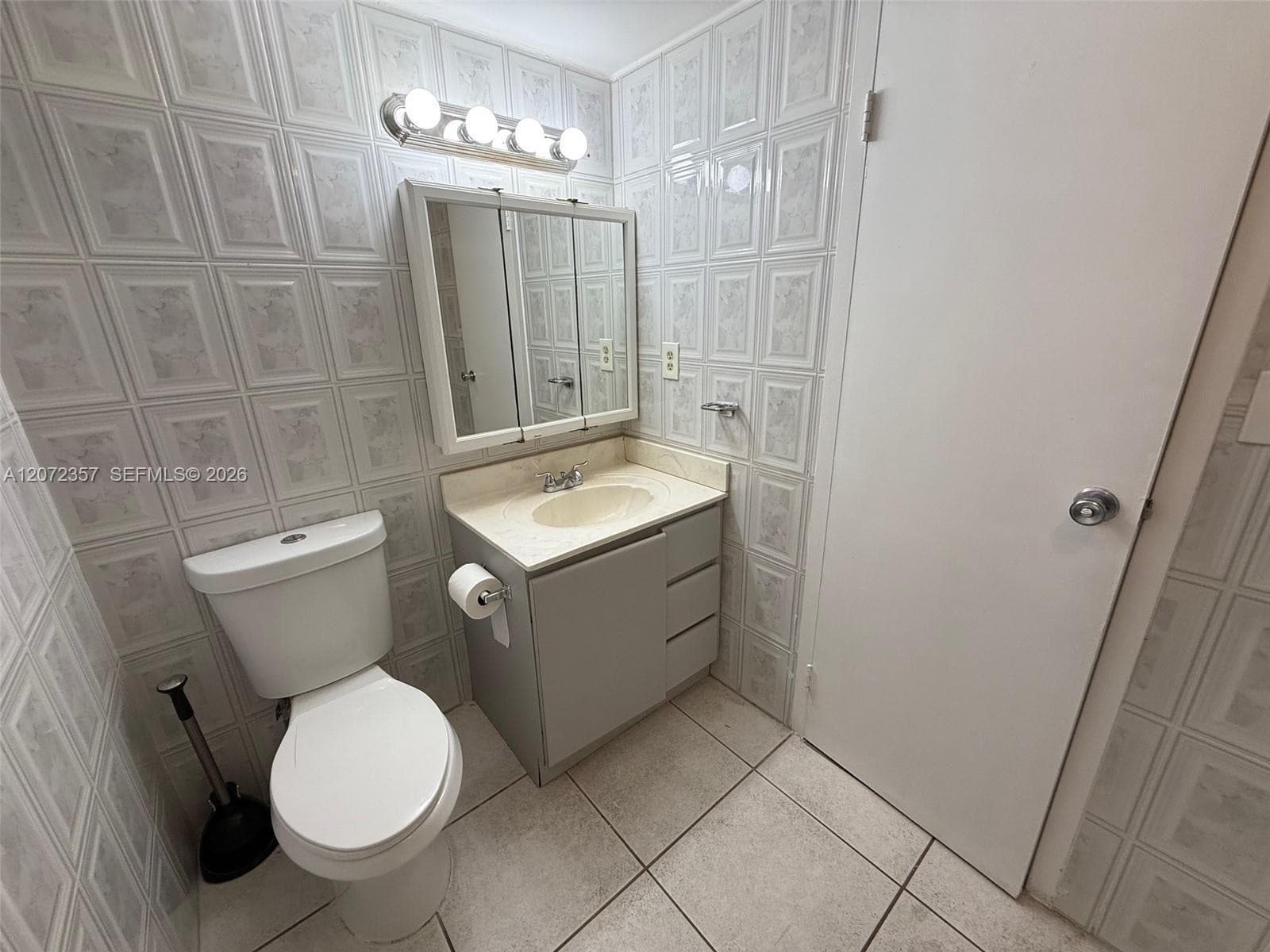 17011 N Bay Rd # 1007, Sunny Isles Beach, FL 33160 photo 3