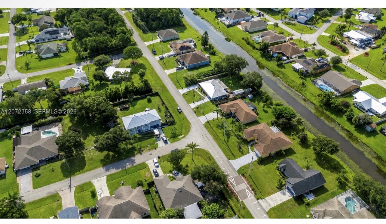232 SW Carter Ave, Port St. Lucie, FL 34983 photo 3