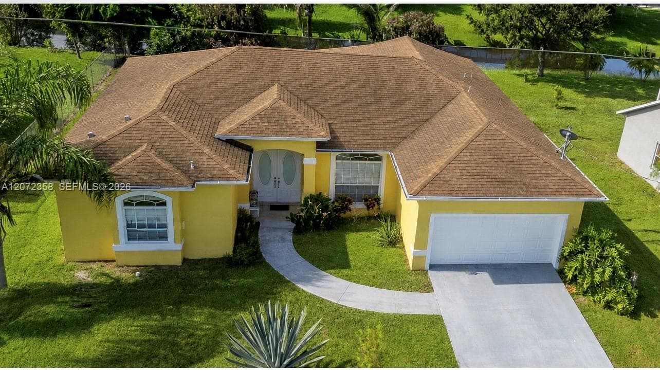 232 SW Carter Ave, Port St. Lucie, FL 34983